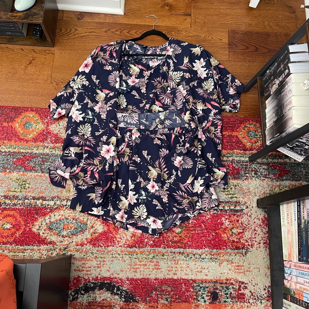 SHEIN Floral Navy Women's Three Piece set